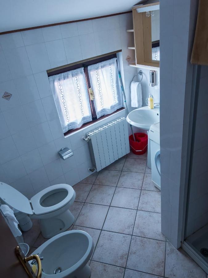 Aparthotel El Rocol Vezza dʼOglio Exterior foto