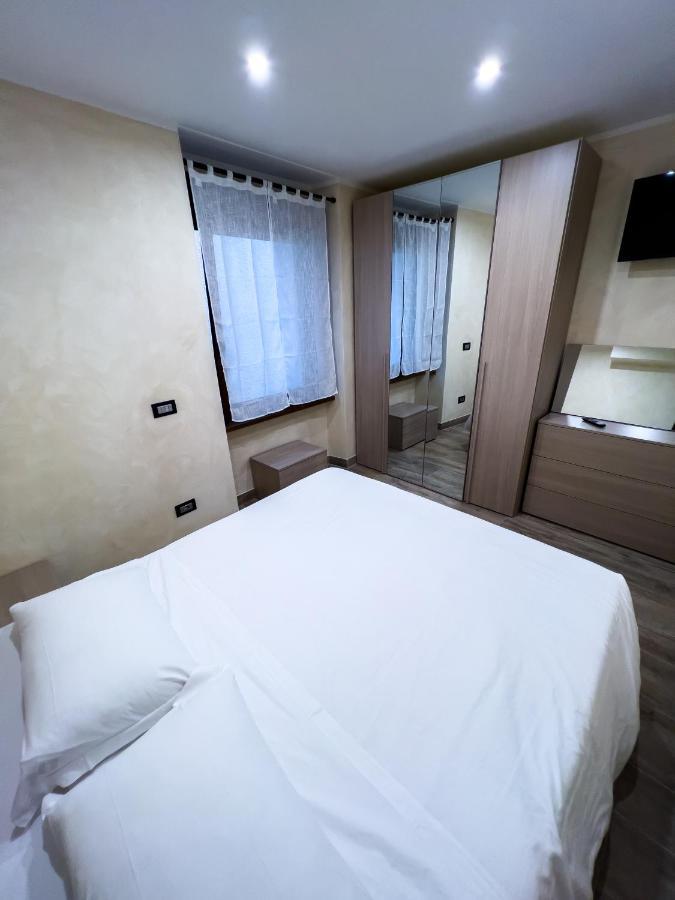 Aparthotel El Rocol Vezza dʼOglio Exterior foto
